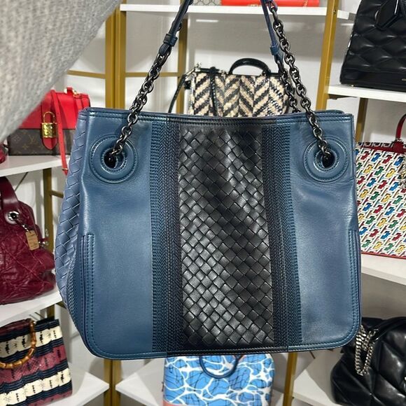 Bottega Veneta Intrecciato Accordion Chain Tote - Picture 1 of 9